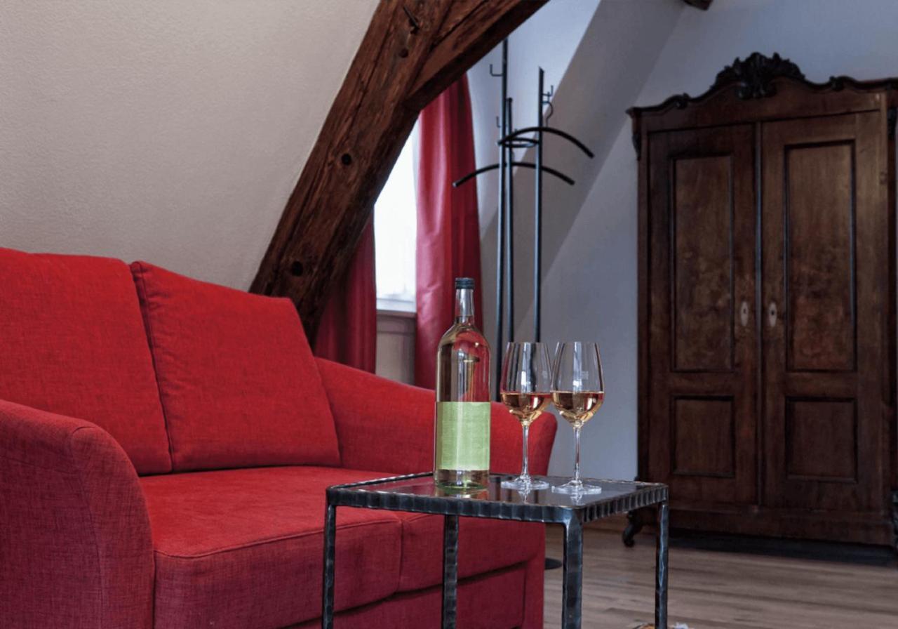 Gasthof Zum Schwan Sommerach Zewnętrze zdjęcie